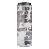 Witte en bruine betonwand thermosbeker (Achterkant)