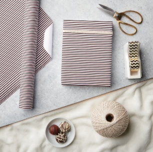 Witte en bruine strepen chocolade liefde dichter cadeaupapier