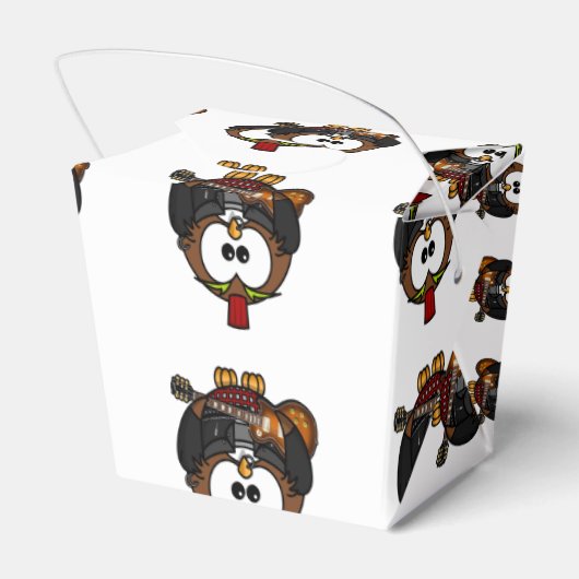 Witte en bruine uil die gitaar met rood pet speelt bedankdoosjes (Achterkant)