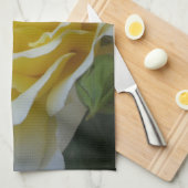 witte en gele roze handdoek (Quarter Fold)