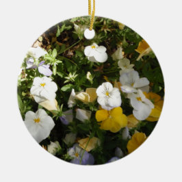 Witte en gele viooltjes keramisch ornament