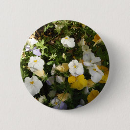 Witte en gele viooltjes ronde button 5,7 cm