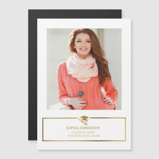 Witte en gouden afstudeerdop Fotoaankondiging Magnetische Uitnodiging (Voorkant / Achterkant)