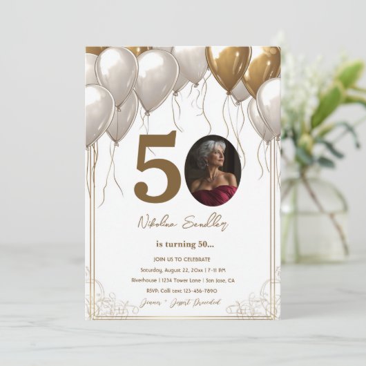 Witte en gouden ballonnen 50 verjaardagsfeest kaart (Staand voorkant)