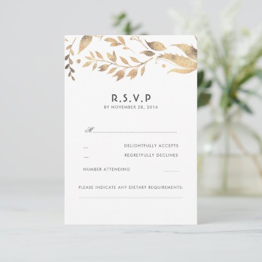 Witte en gouden bladeren bruiloft RSVP Kaartje (Staand voorkant)