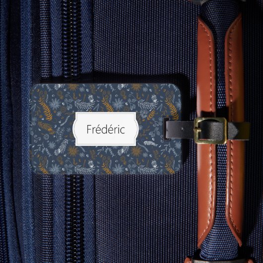 Witte en gouden bloemen doodles in blauw bagagelabel (Voorkant Insitu 4)