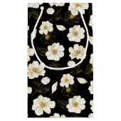 Witte en gouden bloemen op zwart klein cadeauzakje (Achterkant)