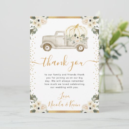 Witte en Gouden Bloemen Pompoen Truck Fall Wedding Bedankkaart (Staand voorkant)
