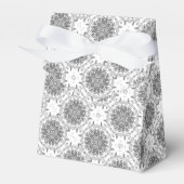 Witte en grijze folklore ornament damask bedankdoosjes (Voorkant Zijde)