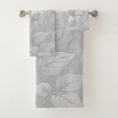 Witte en grijze Rozen 3 Bad Handdoek (Insitu)