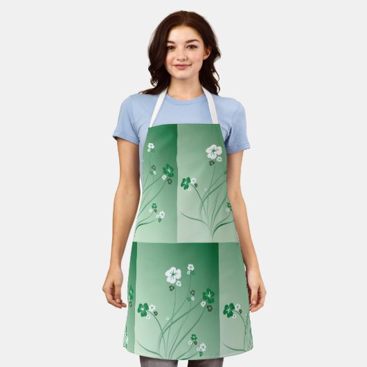 Witte en groene bloemen schort (Gedragen)