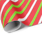 Witte en groene strepen op rode kerst cadeaupapier (Rol Hoek)