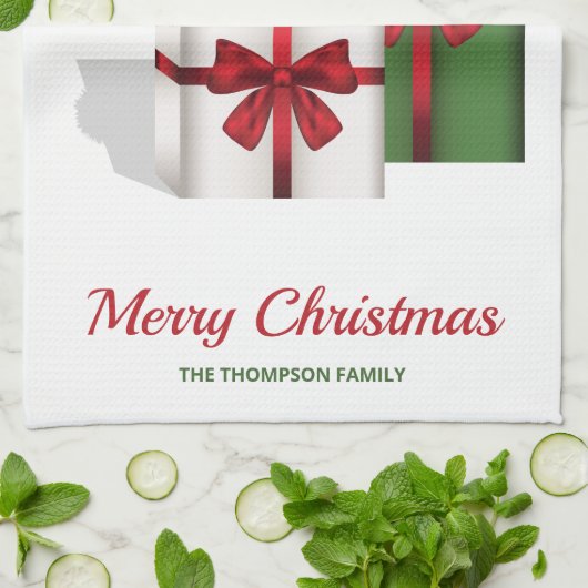 Witte en groene wasdozen met een kersthat theedoek (Gevouwen)