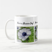Witte en Navy Waterverf Flower Koffiemok (Links)