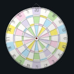 Witte en parelkleurige kleuren dartbord<br><div class="desc">Wit en paaskleurig kunstbordspel met 6 messenmakertjes</div>