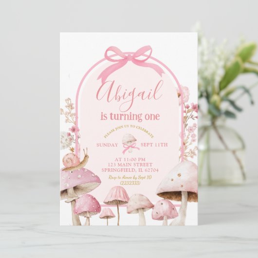 Witte en roze slak en paddenstoel bos verjaardag kaart (Staand voorkant)