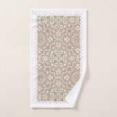 Witte en staafdemperatopatale gescallopeerde rande bad handdoek (Handdoek)