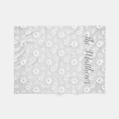 Witte en Zilvergrijze Floral Fleece Deken (Voorkant (Horizontaal))