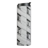 WITTE EN ZWARTE CONCRETE BOUW THERMOSBEKER (Gedraaid links)
