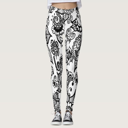 witte en zwarte Henna Geïnspireerde Floral Leggings (Voorkant)