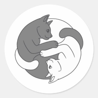 Witte en zwarte kattenknuffel - Kies achtergrondkl Ronde Sticker