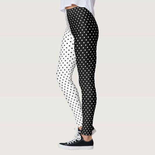 Witte en zwarte pokadot leggings (Links)