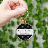 Witte en zwarte stippen, gedopt, gezoet 16 sleutelhanger (Hand)