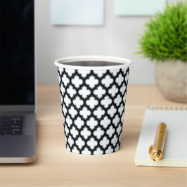 Witte en zwarte trellis, lattice, quatrefoil papieren bekers