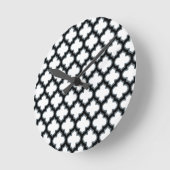 Witte en zwarte trellis, lattice, quatrefoil ronde klok (Hoek)