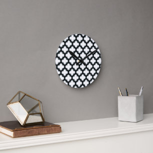Witte en zwarte trellis, lattice, quatrefoil ronde klok