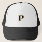 Witte en zwarte truckerhoed met "P" monogram pet (Voorkant)