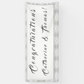 Witte Faux-Satin Gefeliciteerd Spandoek (Verticaal)