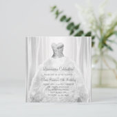 Witte feestjurk witte Quinceanera uitnodigingen (Staand voorkant)