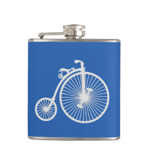 witte fiets op blauw heupfles