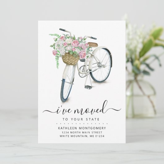 Witte Fiets Roze Bloemen Basket Bewegend Aankondiging (Staand voorkant)