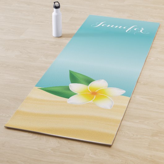 Witte Frangipani-ventilator met  naam Yogamat (In situ)