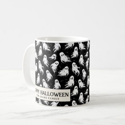 Witte Geesten op zwarte achtergrond Halloween Koffiemok (Voorkant links)