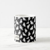 Witte Geesten op zwarte achtergrond Halloween Koffiemok (Center)
