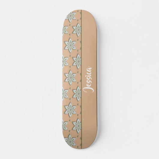 Witte gegraveerde bloemen op bruin persoonlijk skateboard (Voorkant)