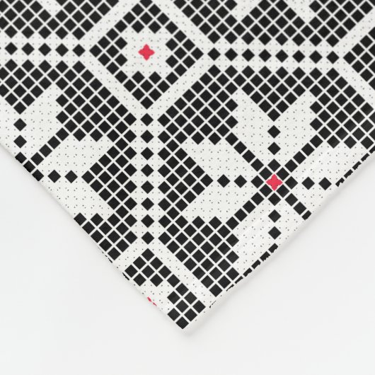 Witte, geïsoleerde kant op de zwarte achtergrond A Fleece Deken (Hoek)