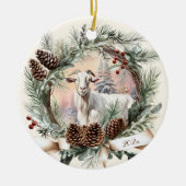 Witte geit boerderij kerst pinecone krans keramisch ornament (Voorkant)
