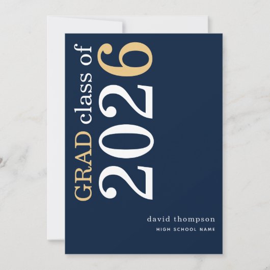 Witte Goud Tekst 2026 Marineblauwe Afstuderen Aankondiging (Voorkant)