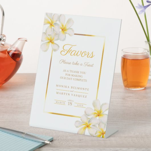Witte gouden frangipani tropische bruiloft gunsten reclamebord met voetstuk (Insitu)