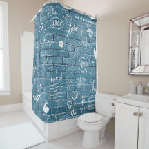 Witte graffiti op blauwe muur moderne tekstkunst