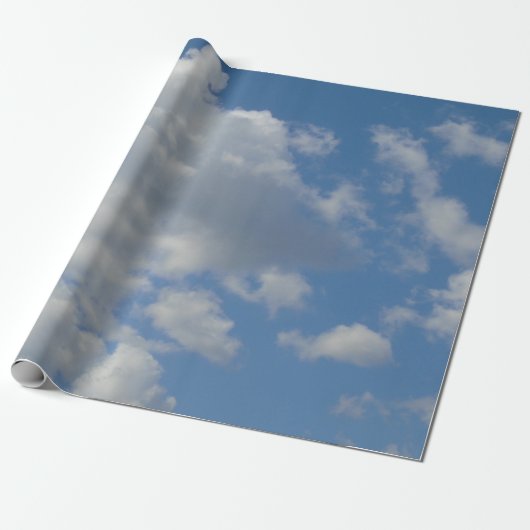 Witte/grijze wolken en blauw-hemelpapier cadeaupapier (Uitgerold)