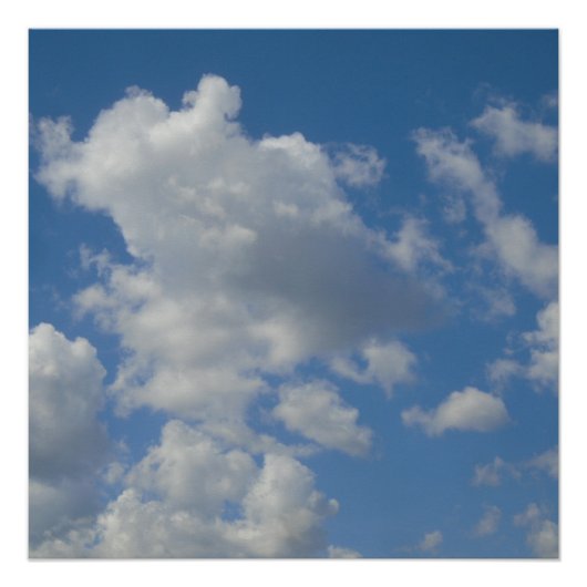 Witte/grijze wolken en blauwe hemel perfect poster (Voorkant)
