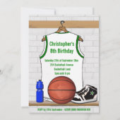 Witte Groene Basketbal Jersey Verjaardagsfeestje Kaart (Achterkant)