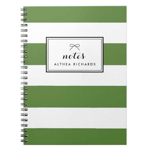 Witte & groene strepen patroon gepersonaliseerd notitieboek (Voorkant)