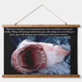 Witte haaienrijen van Teeth Hangend Wandkleed (Voorkant)