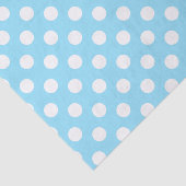 Witte haarpunten op bleek blauw tissuepapier (Detail)